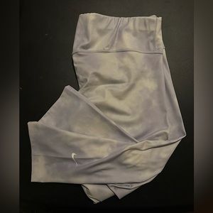Nike 2x Pastel Clouds Crop Leggings